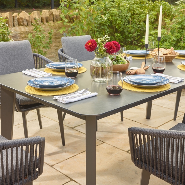 Rectangular Dining Table And 6 Chairs In Rope Effect Anthracite Including Parasol & Base - Cuba