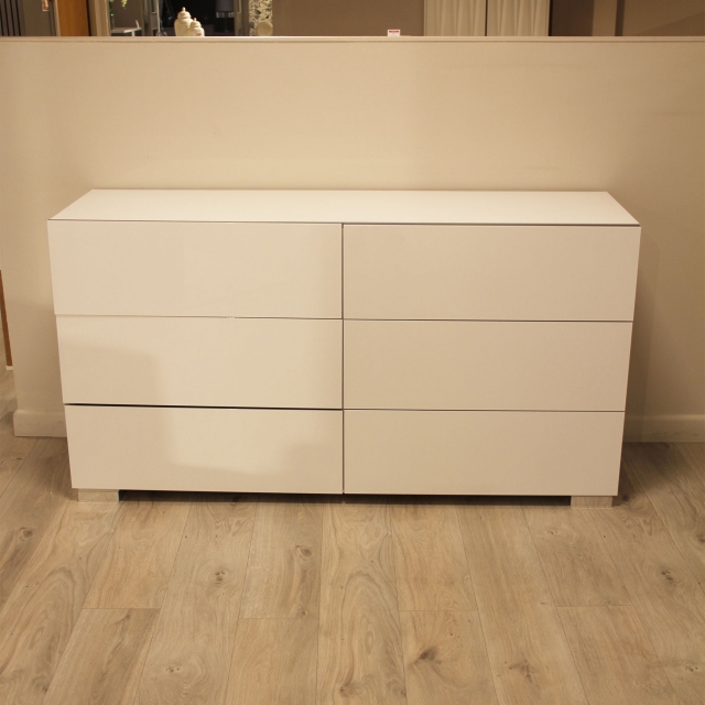 6 Drawer Large Chest In White High Gloss Finish - Item As Pictured - Alice